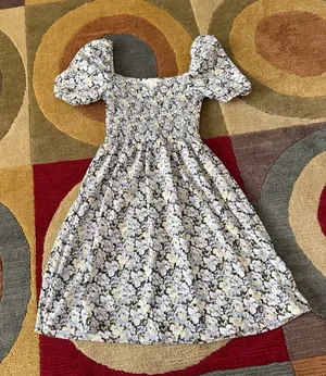 H&M Floral Print Short Sleeve Mini Dress Puff Sleeve Smocked Women’s Size Small thumbnail 1