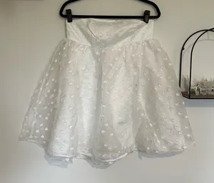 Lulus White‎ Flower Dot Strapless Super Mini Dress Size Small thumbnail 1