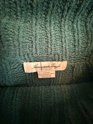 American Eagle Outfitters Sweater thumbnail 3