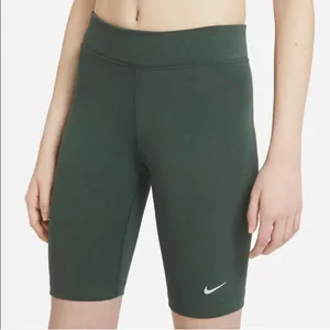 Green Nike Biker Shorts Xs‎ thumbnail 4
