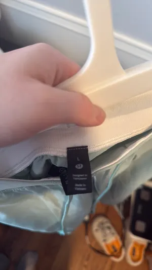 Lululemon men’s LTT short 7” lineless  thumbnail 3