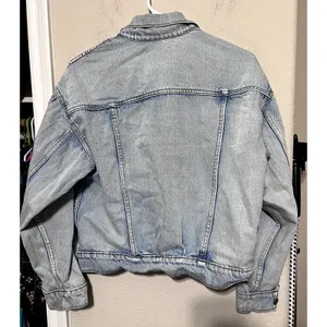 Old Navy Womens Light Wash Denim Jacket Small Relaxed Fit Blue Jean Y2K trucker thumbnail 4