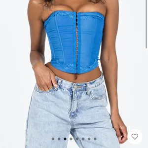 ⭐️YAMIE BUSTIER TOP BLUE PRINCESS POLLY thumbnail 4