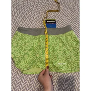 Patagonia Skirt BUILT IN Shorts Womens MEDIUM Outdoors Lightweight Green thumbnail 9