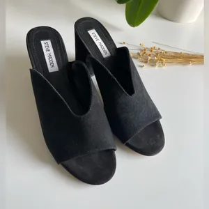 Steve Madden Chance black suede block heel slides sandals thumbnail 2