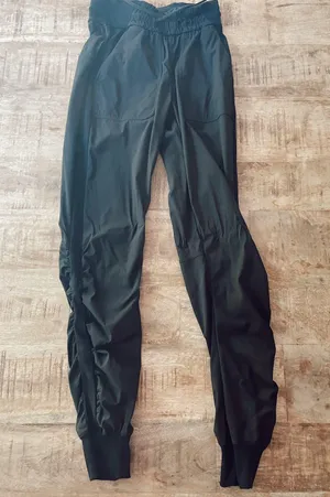 Lululemon Sweatpants Joggers thumbnail 1