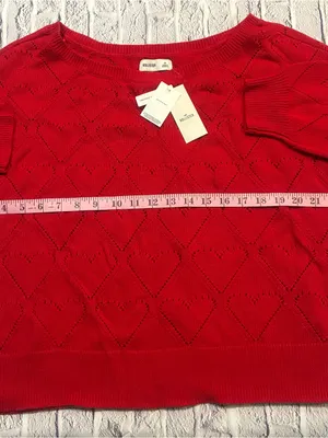 Hollister‎ Red Heart Eyelet Knit Scoop-Neck Sweater thumbnail 3