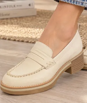 Crown Vintage Nirea Ivory Leather Platform Loafers Block Heel Size 7.5 thumbnail 1
