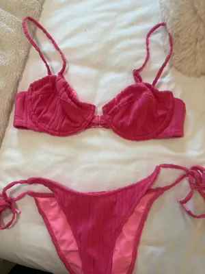 Pink Triangl Bikini Set thumbnail 1