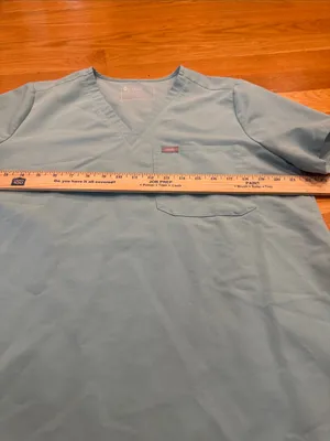 Figs women’s Catarina seaglass scrub top size xlarge. thumbnail 3