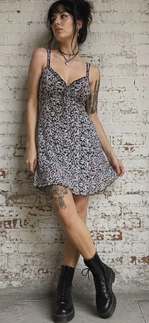 American Eagle Dress L Floral Slip Dress Pink Black‎ Spaghetti Strap Mini thumbnail 1