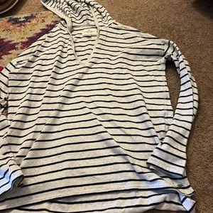 American Eagle small hoodie‎ thumbnail 4