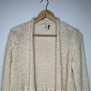 Anthropologie Akemi + Kin Cream Open Cardigan Sweater Size Small thumbnail 3