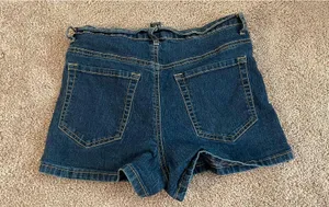 Forever 21 Shorts thumbnail 2