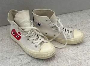 Comme de garçons heart converse collab in size women’s 6 men’s 4 thumbnail 1