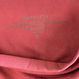 Athleta Transcend Stash Crop Straight Leg Pants XS‎ Womens Berry Rose Mauve Pink thumbnail 3