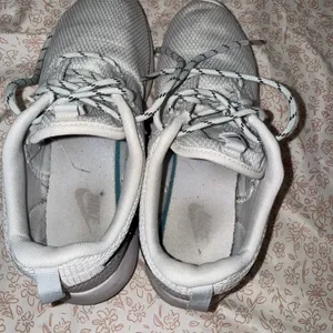 Nike Roshe Gray thumbnail 4