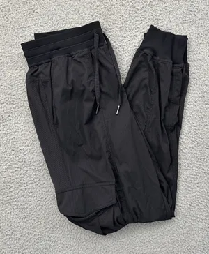 Lululemon Dance Studio Relaxed Fit Mid Rise Cargo Jogger Pants Black Small x 28 thumbnail 1