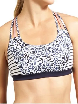 Athleta Petal Block Fully Focused Bra Size M NWT thumbnail 1