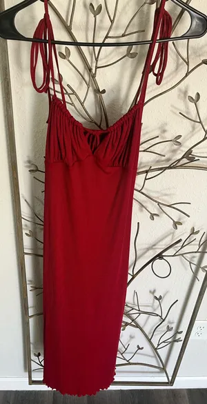 Burgundy tie up strap maxi dress thumbnail 1