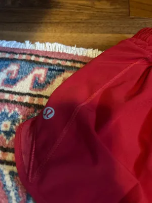 Lululemon Hotty Hot Shorts 2.5" Low-Rise thumbnail 3