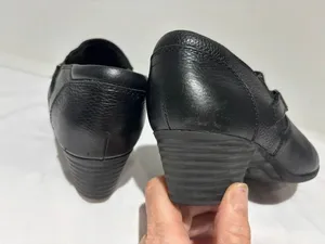 Clarks Collection Women's Comfort Ankle Boots Size 7.5 thumbnail 8
