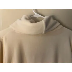 Wallflower Butter Turtleneck Fuzzy Sweater Women's Sz Medium thumbnail 6