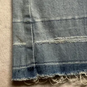 ELA Jeans Womens Light Wash Distressed Flare Jeans SZ 6 Raw Hem Distressed Knee thumbnail 4
