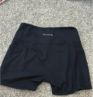 Baleaf Biker shorts with pockets thumbnail 2