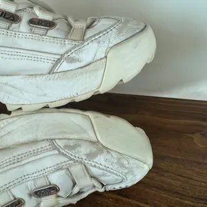 Y2K Vintage Fila 2002 Womens White Chunky Leather Lace up Sneaker sz 7 90s thumbnail 5