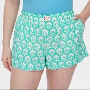 Roller‎ Rabbit x Target Limited Edition Women’s Stamped Floral boxers Size M NWT thumbnail 1