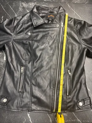 Ambiance Cropped Black Faux Leather Moto Jacket Medium Asym Zip BNWOT thumbnail 6