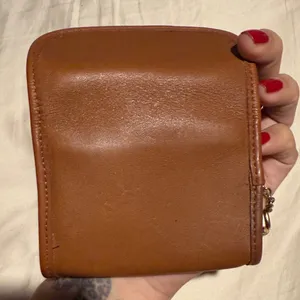 Coach Tan Leather Wallet with Gold Chain thumbnail 4