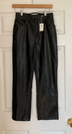 Abercrombie The 90s Straight Ultra High-Rise Vegan Leather Pants XS Length thumbnail 1