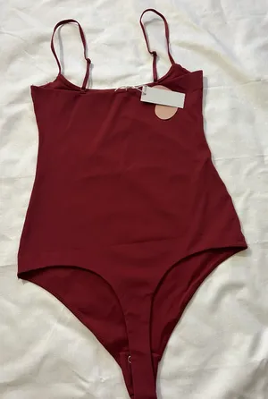 Anwnd NWT Bodysuit Burgundy Size S/M thumbnail 1