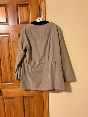 St. John’s Bay Vintage Classic Taupe Field Jacket with Black Velvet Collar ❤️ thumbnail 5