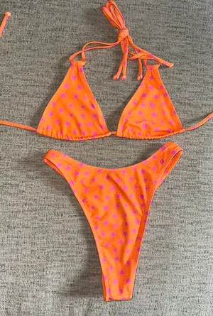 Kulani Kinis Swim Set thumbnail 1