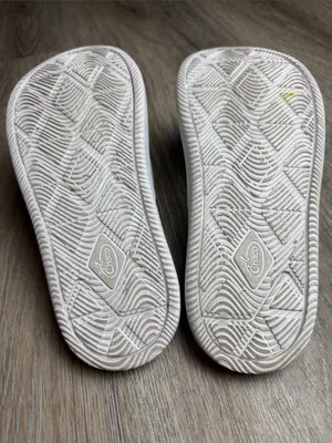 Chacos Chillos Performance Slide Sandals in Classic White Size 7 thumbnail 9