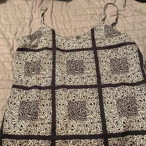 ** closet clean out** spaghetti strap top by ann taylor thumbnail 2