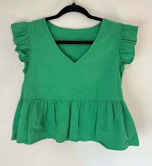 Green Peplum Top Size M thumbnail 1