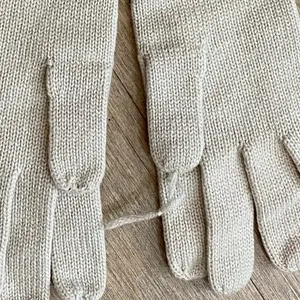 Loro Piana Baby Cashmere Long Pointelle Gloves — New thumbnail 2