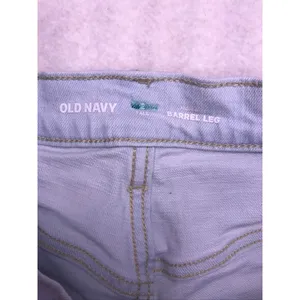 Old Navy Barrel Leg Jeans Womens 2 Tall Light Blue High Rise‎ Denim thumbnail 2