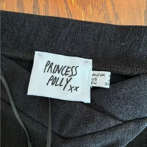 Princess Polly Long Skirt Front Slit Size US 4 Black thumbnail 2