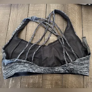 VICTORIAS SECRET SPORT Reflective Strappy Back‎ Sports Bra Size Large Like New thumbnail 4