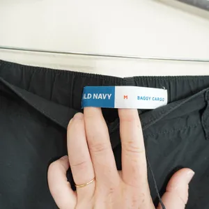 Old Navy Women's Medium Black Baggy Cargo Pants Cotton Nylon Utility Trousers thumbnail 6
