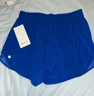 Lululemon Hotty Hot Shorts thumbnail 1