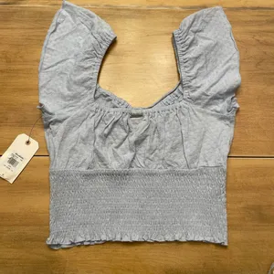NWT Billabong Secret Spot Smocked Ruffle Sleeve Top Shirt Size Large Blue thumbnail 6