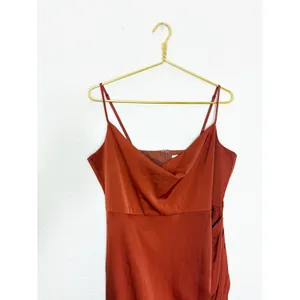 ShowPo Dazzling Lights Midi Dress Size 10 Satin Copper Rust thumbnail 5