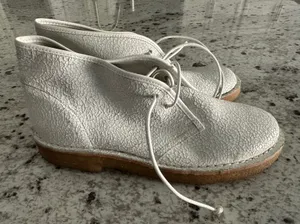 Tory Burch Bergen crackled leather chukka boots Sz 8 thumbnail 1