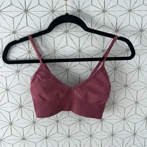 Lululemon Ebb To Street Bra II Moss Rose thumbnail 4